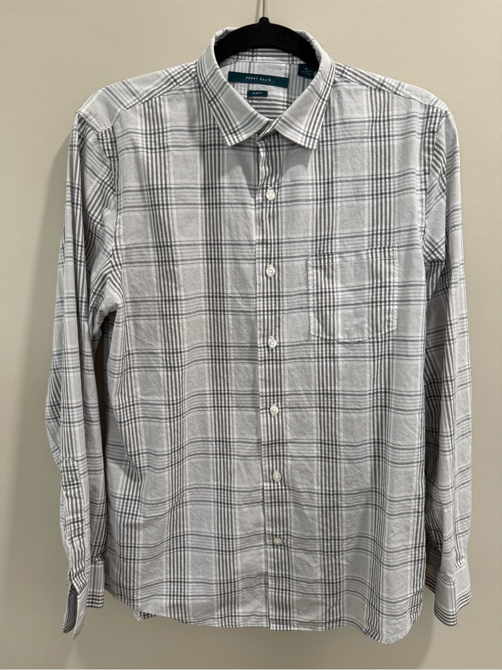 Perry Ellis White and Gray Plaid Long-Sleeve Button-Down Shirt